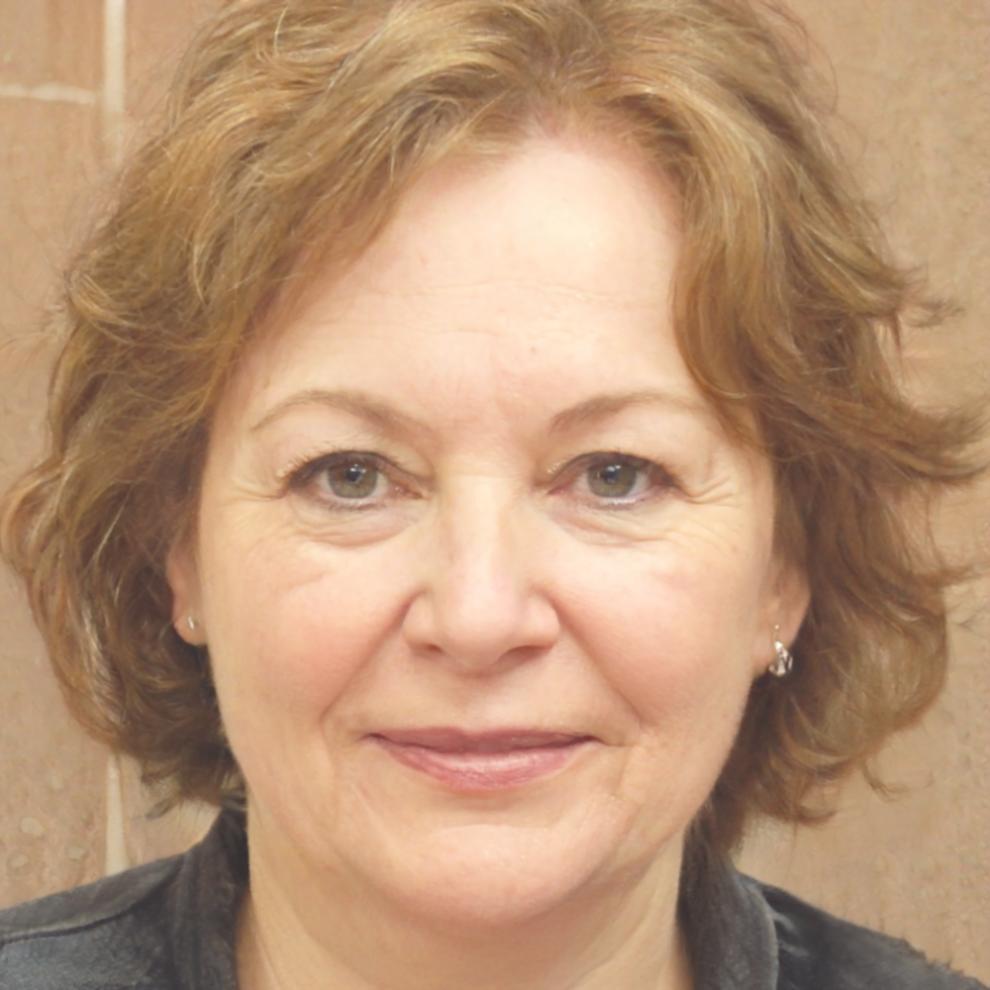 Instructor Dana Morrison teaching financial analysis methods